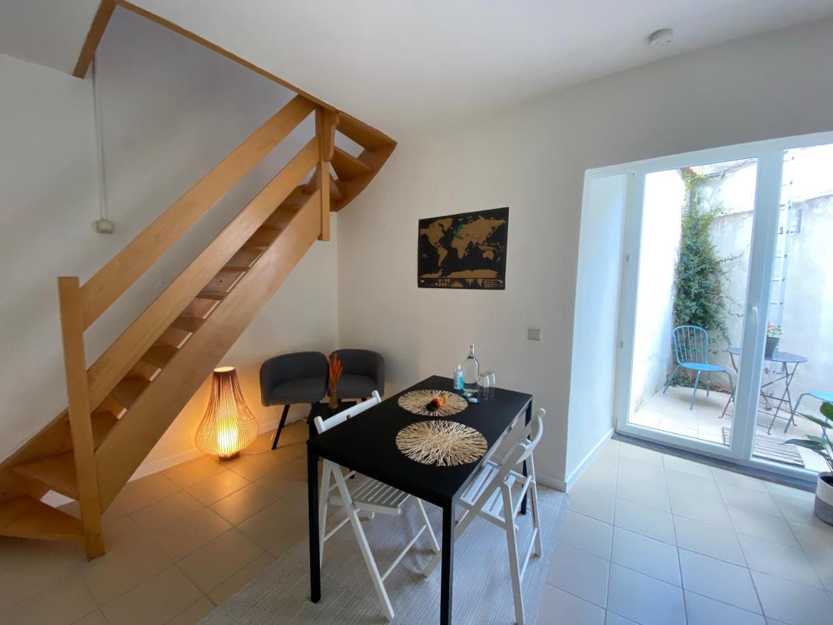 Studio With Terrace In 17Th Century House Apartment Brugge Bagian luar foto